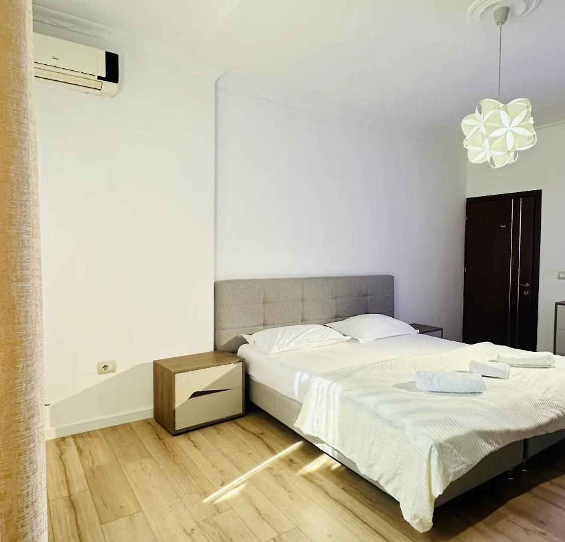 Blloku Luxury 2 Bedroom Apartment Tirana 0*,  Albanien
